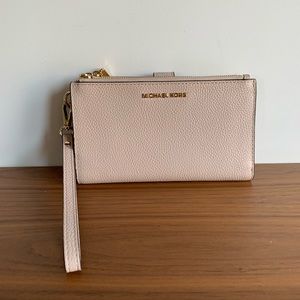 Pink Michael Kors Clutch Wallet